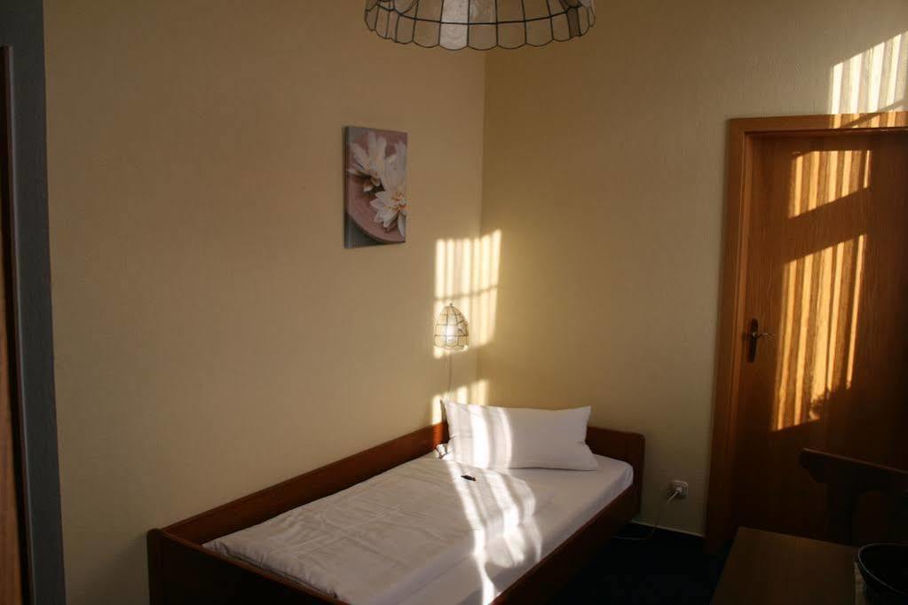 Landgasthof & Hotel Krone Eischleben Ichtershausen Extérieur photo