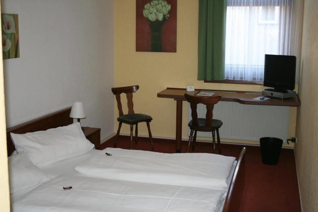 Landgasthof & Hotel Krone Eischleben Ichtershausen Extérieur photo