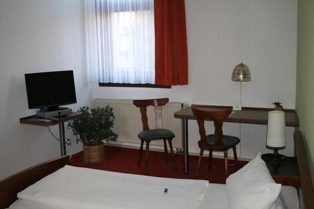 Landgasthof & Hotel Krone Eischleben Ichtershausen Extérieur photo