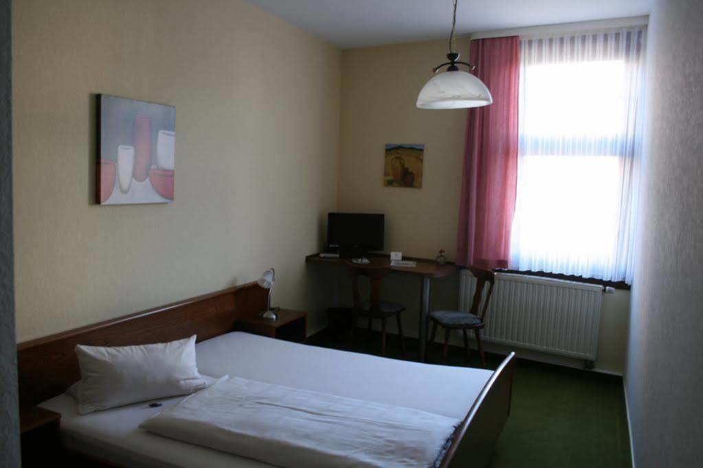 Landgasthof & Hotel Krone Eischleben Ichtershausen Extérieur photo