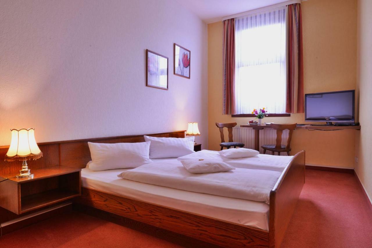 Landgasthof & Hotel Krone Eischleben Ichtershausen Extérieur photo